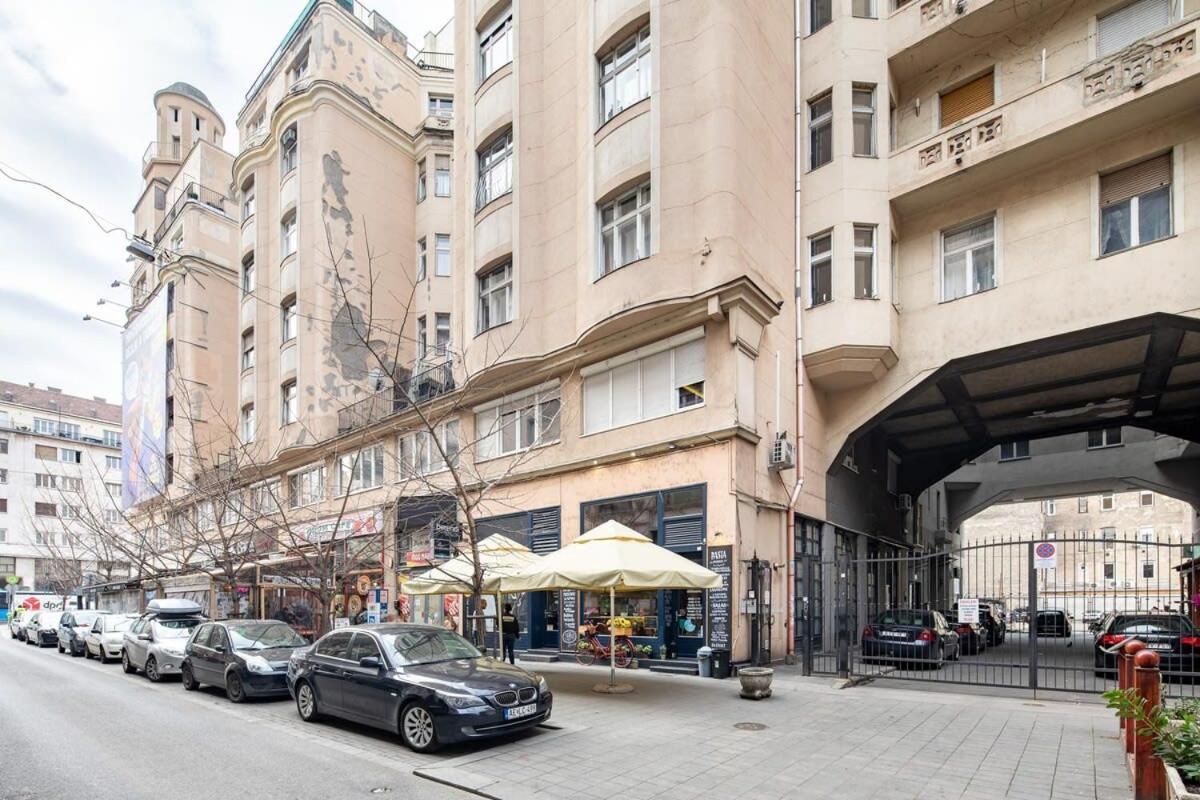 דירה Ultra - Large With Balcony